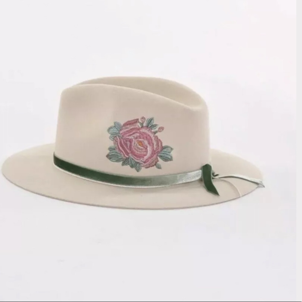 NEW Free People Van Palma Rose Flower Child Hat